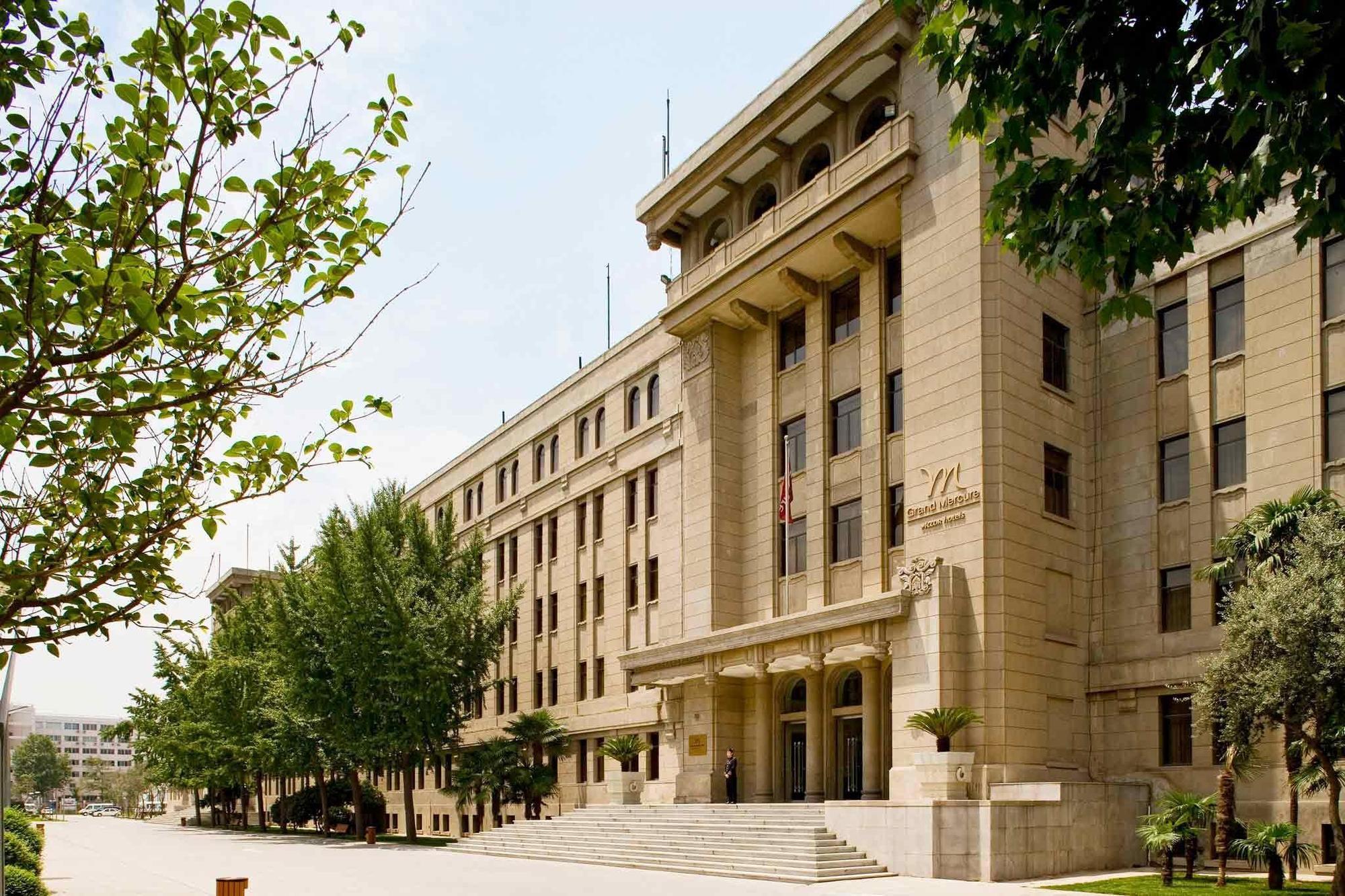 Grand Mercure Xian On Renmin Square Экстерьер фото